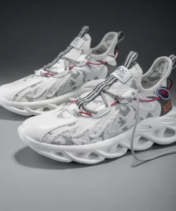 Dynamic Deceptor X9X Sneakers