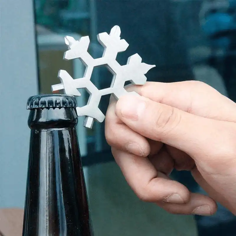 Amenitee 18-in-1 stainless steel snowflakes multi-tool - Image 8