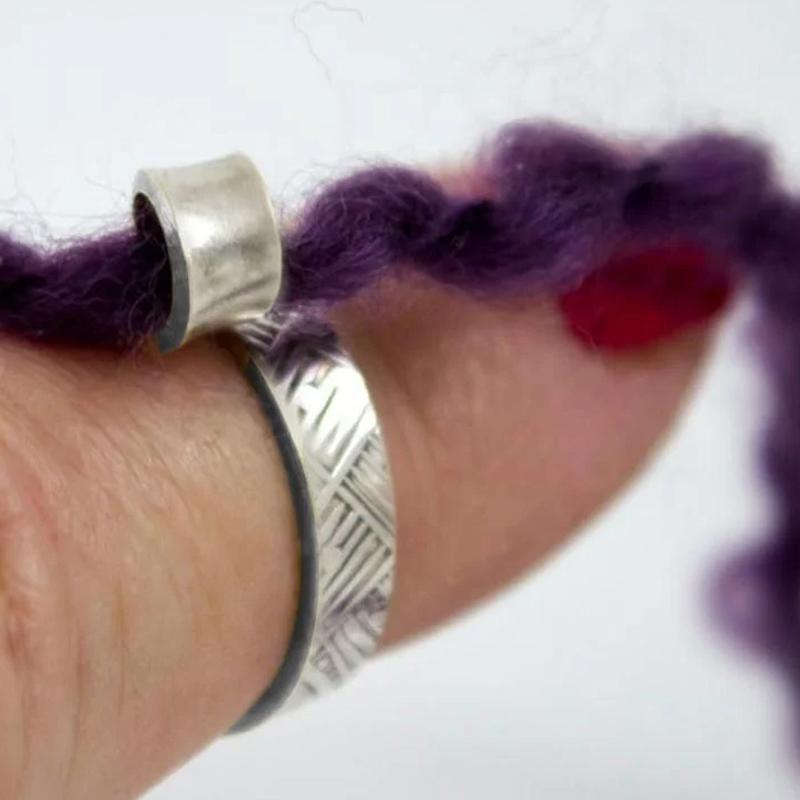 Adjustable Knitting Loop - Image 5