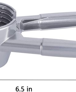 Cracker Nuts,nutcrackers,nutcracker