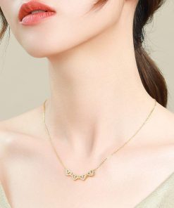 Clover Necklace,Leaf Clover Necklace,Four-Leaf Clover Necklace,Hollow Four-Leaf Clover Necklace