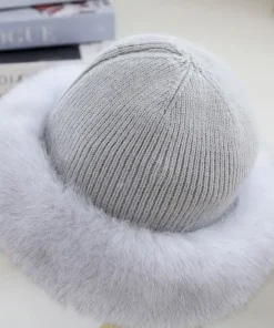 Fashionable Fox,Fox Fur Hat