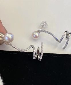 Zircon Pearl Ear Clamp