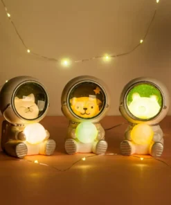 astronaut night light
