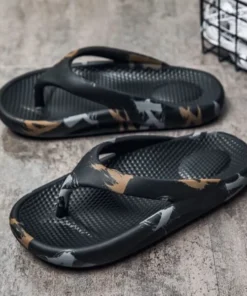 Anti-Slip Wear-Resistant Flip Flops