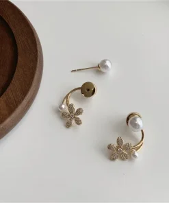 Elegant Flower Stud Earrings