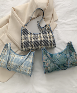 Simple And Stylish Plaid Bag