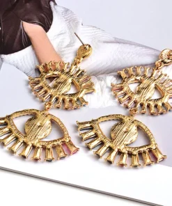 Devil’s Eye Long Pearl Earrings