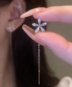 Shiny Fringe Flower Earrings