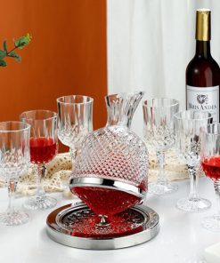 Elegant Crystal Spinning Glass Wine Decanter