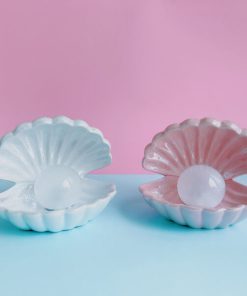 Ceramic Pearl Oyster Lamp