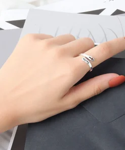 Women’s Copper Cross Faith Ring