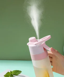 Large Capacity Portable Outdoor Sports Spray Bottle