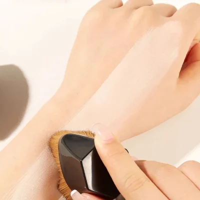 Six Corner Foundation Powder Makeup Concealer Brush