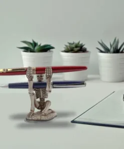 Desktop Small Skull Pen Holder